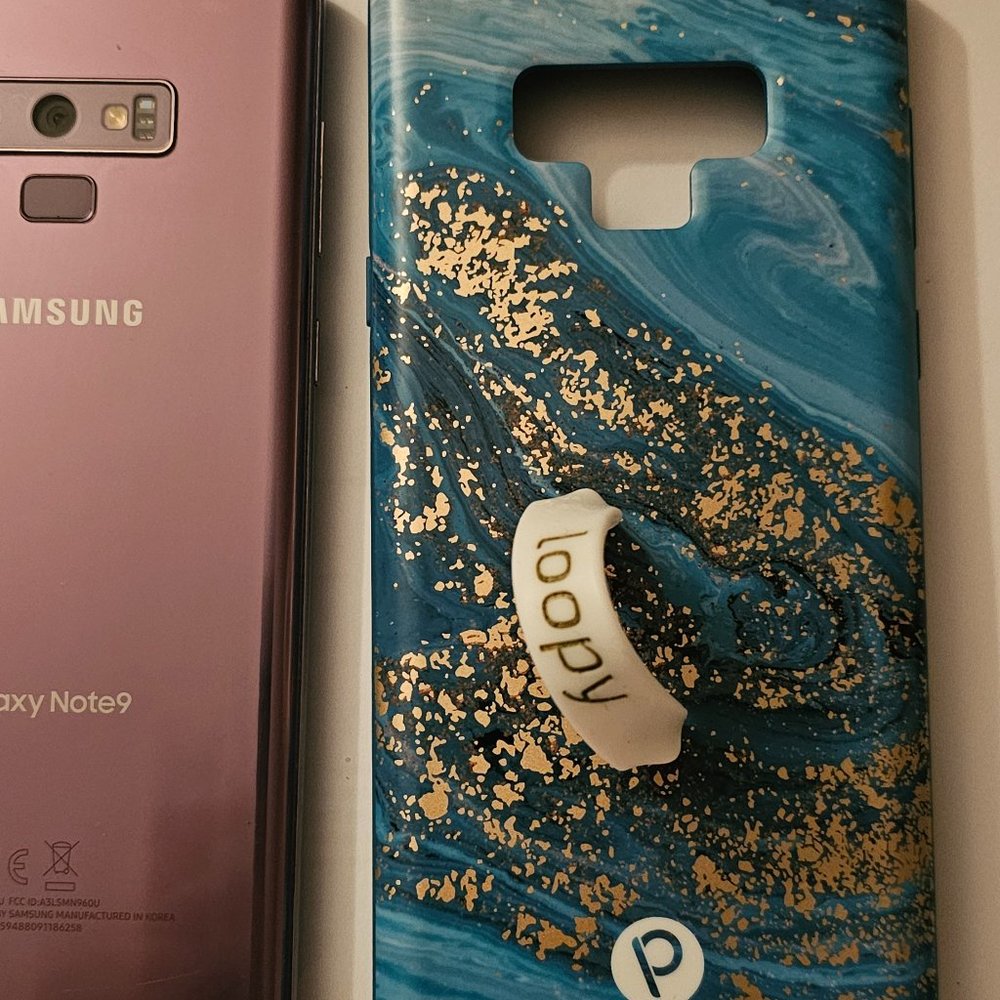 Galaxy note 9 in purple